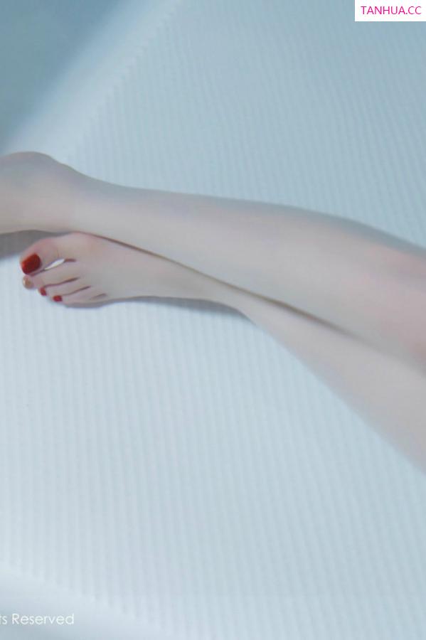梦心玥  [XiuRen]高清写真图 2024.12.23 No.9643 梦心玥 美腿性感第48张图片